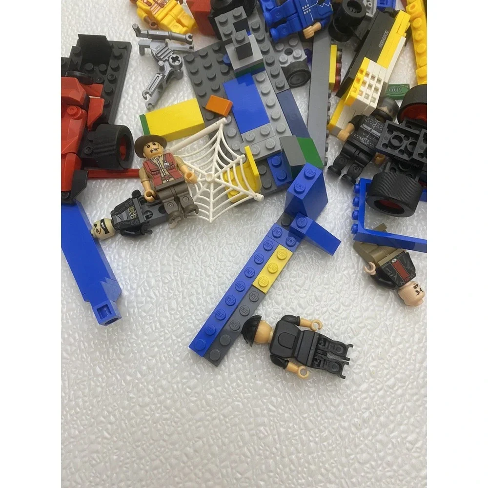 LEGO Bulk Mixed Lot Minifigures Spider-Man City Space Multicolor  Bricks Pieces